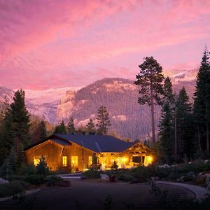 Wuksachi Lodge